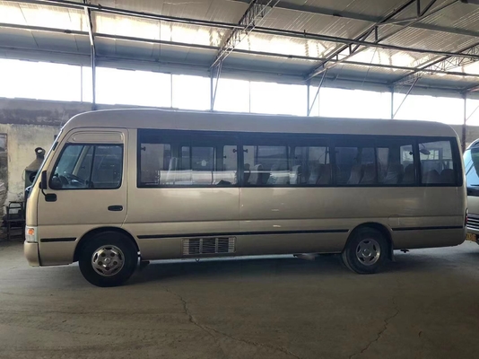 30のディーゼル機関を搭載する座席によってトヨタ・コースター バスHiace使用されるバス