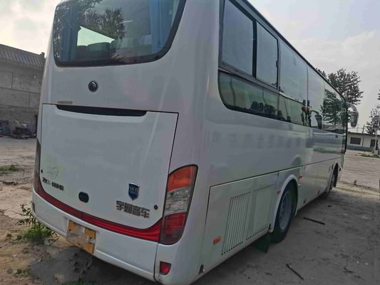 中国Yutongは観光バスZK6908の客車39seats 180kw Yuchaiエンジンの版ばねの懸濁液を使用した