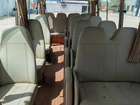 2017の年29の折れ戸が付いているディーゼル1Hzエンジンを搭載する座席によって使用されるトヨタ・コースター バス