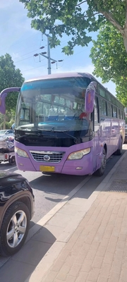2014年45座席によって使用されるYutongはZK6102Dのコーチ バス前部エンジン2のドアLHDのディーゼルをバスで運ぶ