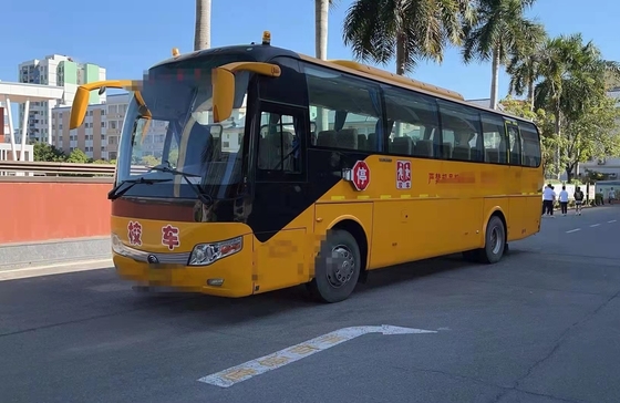 Yuchaiエンジンによって使用されるYUTONGは24L/100kmの燃料消費料量が付いている49の座席をバスで運ぶ