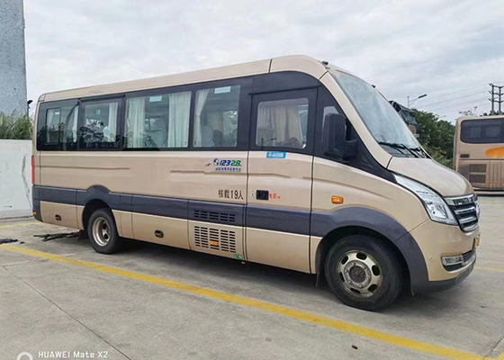 1.6Kw小型Yutongはコーチを使用したバス右手が4650kgユーロ3を運転する