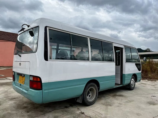 秒針のバスによって使用される小型バンのコースター バス26乗客Seaters