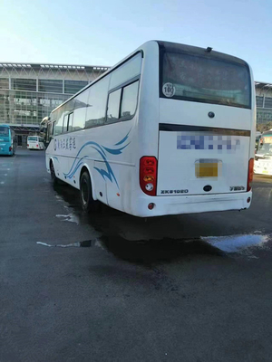 使用されたシャトル バスは2014年44の座席ZK6102D前部エンジンを搭載するバスそしてコーチを使用した