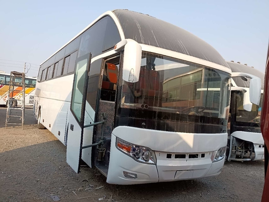 空港シャトルは55の座席によって使用されるYutong ZK6127を使用したコーチ バスを2016年空港コーチ バスで運ぶ
