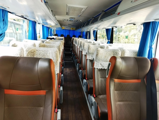 バスおよびコーチの中間の乗客のドア50の座席WechaiエンジンUSBの充電器交互計算第2手のYoungtong使用されたバスZK6119