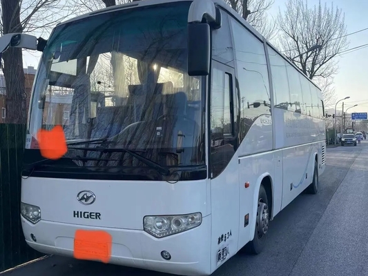 使用された乗客バス ユーロIV 53座席エアコン330hpエンジン第2手12メートルの白い色のKLQ6129