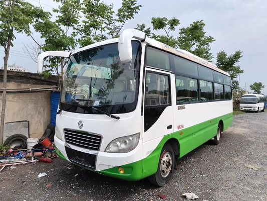 使用された旅行バス2016年4シリンダーYuchaiエンジン130hp 29の座席単一のドアLHD/RHD第2手Dongfeng EQ6731