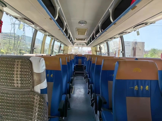 窓のエアコンの金色を密封する秒針バス47座席両開きドアはYutongバスZK6107を使用した