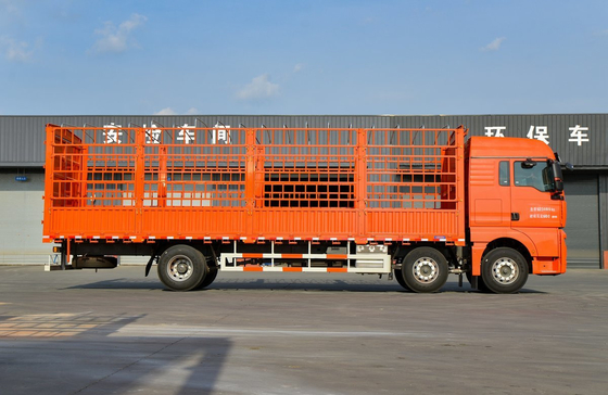 中古ホウ貨物トラック SITRAK G7 モデル 6*2 トラック 葉の春 8.6 メートル 長箱