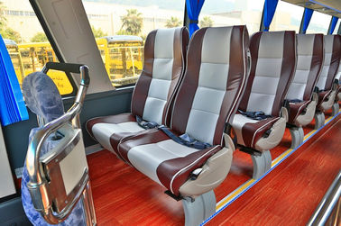 2011年48の座席は客車の金ドラゴンのブランド300HP力を使用しました