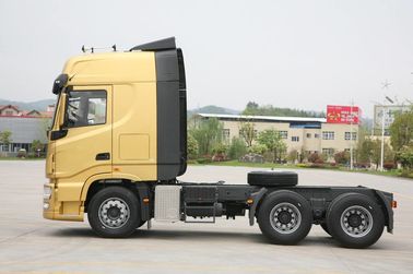 6x4ドライブ モードによって使用されるトラクターのトラックDONGFENGのブランドのユーロIIIのエミッション規格