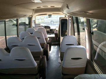 1HZ 6シリンダー ディーゼルToyatoはSeaters 19-29台の小型バスが付いている都市バスを使用した
