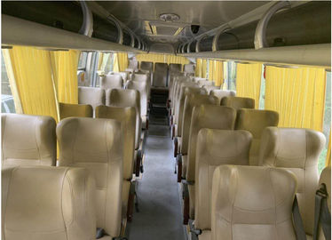 15000KG濃紺の使用されたYutongは2014年ディーゼルLHD 45座席を交互計算とのバスで運びます