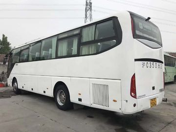 2014年は客車/ZhongtongのユーロIV WPのディーゼル機関47の座席コーチ バスを使用しました