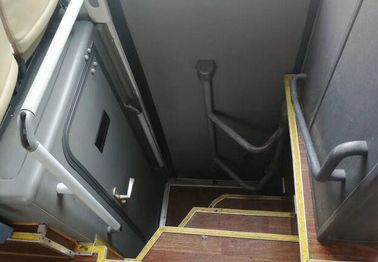 2013年は安全なエアバッグ/洗面所が付いているYutongバスZk6125モデル バス57座席を使用しました