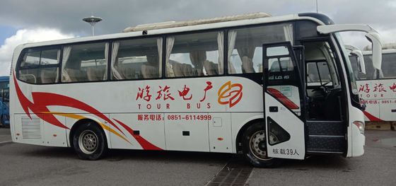 2015年ディーゼル168kw Kinglong XMQ6898はコーチ バス39/45座席贅沢な座席を使用した