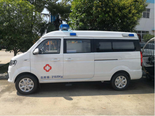 Jinbei Goldcupの救急車ターボチャージの2945mmのホイールベースの緊急の救急車