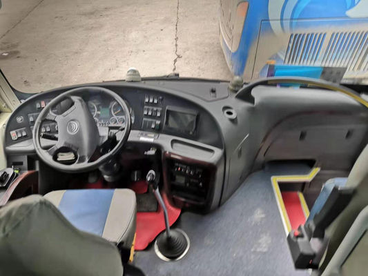 使用されたYutongはZk6858 35座席鋼鉄シャーシの単一のドアによって使用される乗客バスをバスで運ぶ