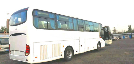 使用されたYutongバスZK6110 51座席によって使用された観光バスの鋼鉄シャーシはステアリング両開きドアを去った