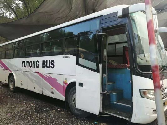 Yutong使用されたバスZk6112d 54は前部エンジン バス鋼鉄シャーシYCをつける。177kwは観光バスを使用した