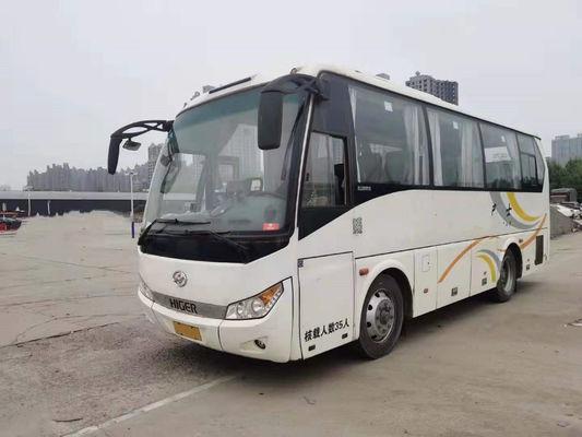 より高いバスKLQ6808 35座席Yuchai使用された後部エンジン140kwはコーチ バス鋼鉄シャーシの低いキロメートルを使用した