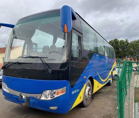 Yutongのブランドの秒針バス54seats両開きドアディーゼル後部エンジンのYuchaiのユーロのIV使用された乗客のYutongバス