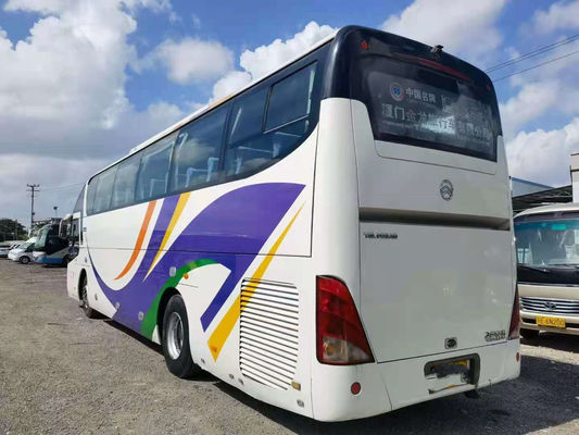使用された金ドラゴン バスXML6125は観光バス55seats Yuchai後部エンジン127kwのユーロIVの両開きドアを使用した