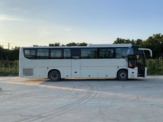 新型コーチ バス金ドラゴンXML6122 52の贅沢な座席両開きドアの使用された乗客バス12meter LHD