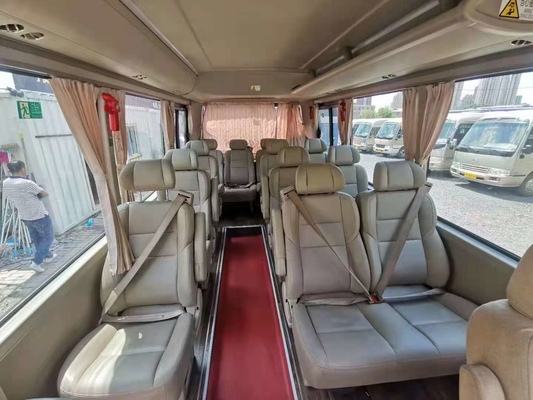 2018年14座席によって使用されるYutongはCumminsの前部エンジン6601DモデルYutongバスをバスで運ぶ