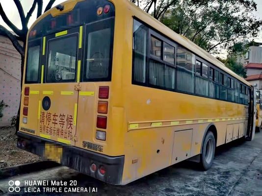 古い学校は50seatsを使用したスクール バスのYuchaiエンジンの小型コーチのエアバッグのシャーシをバスで運ぶ