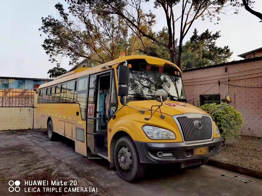 古い学校は50seatsを使用したスクール バスのYuchaiエンジンの小型コーチのエアバッグのシャーシをバスで運ぶ