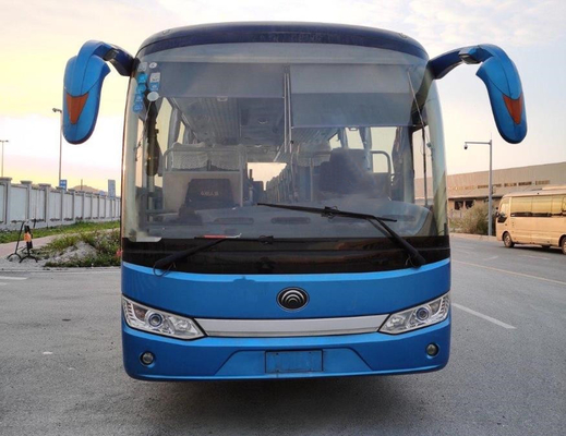 長距離の観光バスが都市間のコーチを使用した使用されたYutongは乗客によって使用されるディーゼル バスをバスで運ぶ