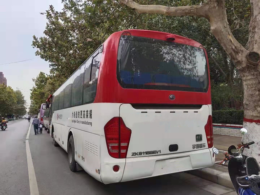 使用される公共交通機関Yutongは都市がディーゼル バス贅沢な旅行の都市間のコーチ バスを使用した乗客をバスで運ぶ