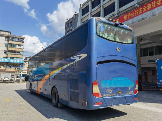 Yutong ZK6127はコーチ バス53seats 2ドアのエアバッグのシャーシの贅沢な秒針バスを使用した
