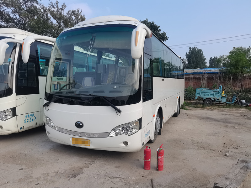 39座席LHDのディーゼル機関を操縦する交通機関のためのZK6908によって使用されるYutongバス