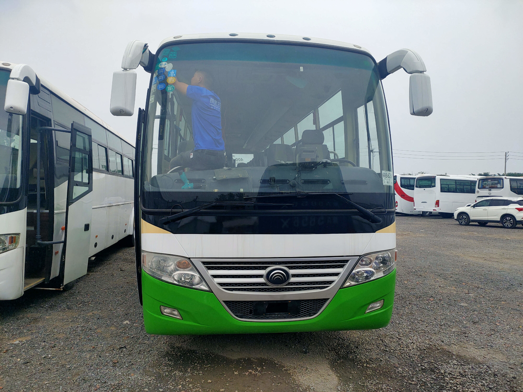 使用されたYutongの前部エンジン バスLhd/Rhd版ばねの懸濁液の乗客バス53座席Zk6112d