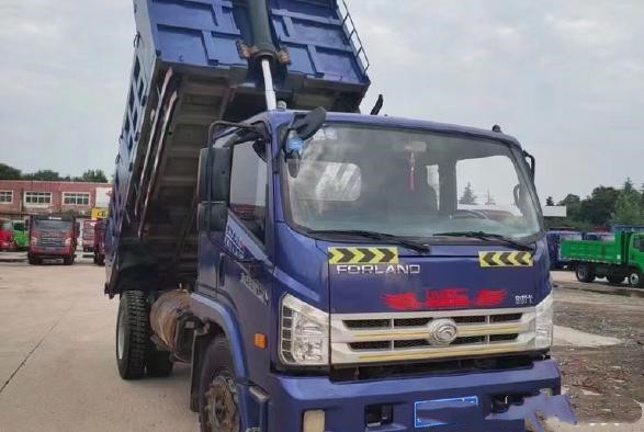 Foton Forland 4X2の販売のための8ton容量の小さいダンプ トラックのダンプのダンプカー