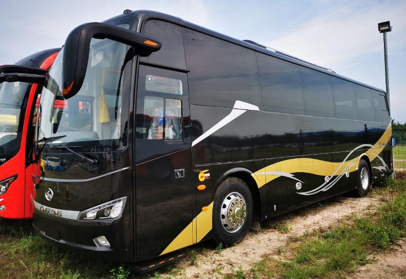 速のバスKinglong真新しいXmq6112ay 2buses 49+1+1seats Yuchaiエンジン6L280 6つの速度の変速機