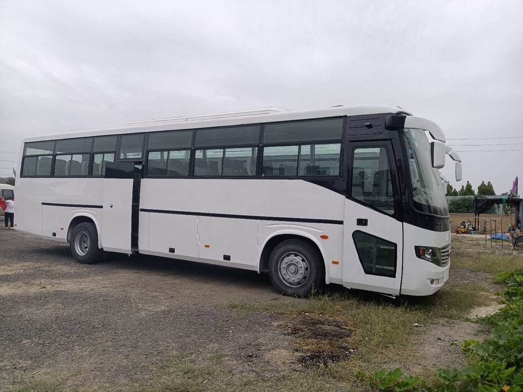 ドライブYutong右バスZk6116d F11はエンジン バス53seats 2ドアのSildingの前部窓を使用した