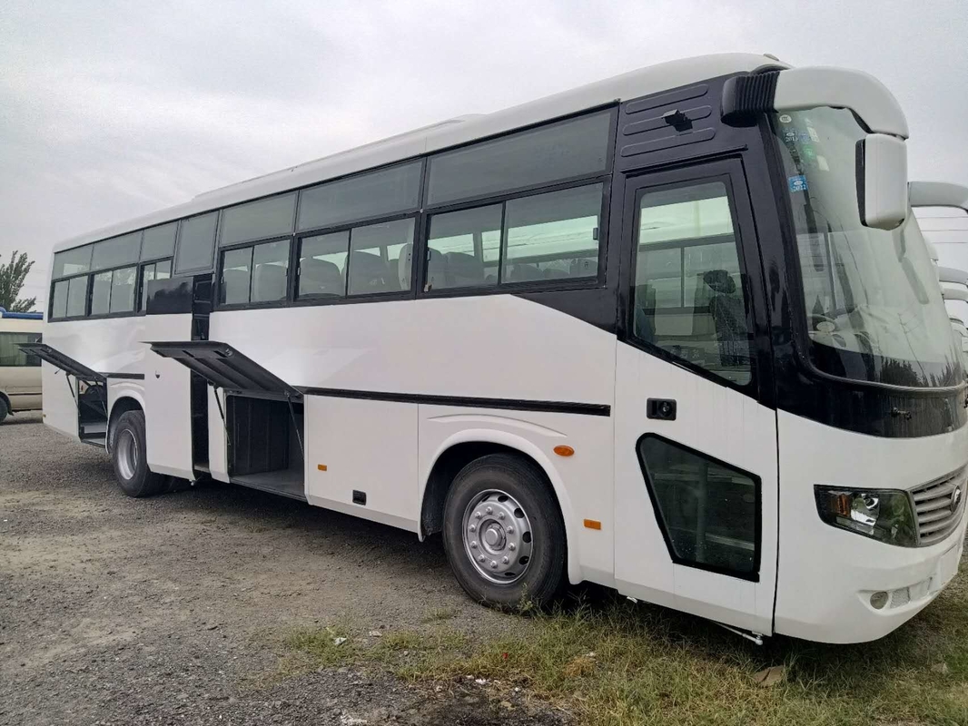 ドライブYutong右バスZk6116d F11はエンジン バス53seats 2ドアのSildingの前部窓を使用した