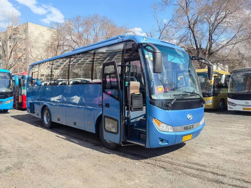 2015年35 Seaterはディーゼル機関を操縦するより高いKLQ6898コーチ バスLHDを事故使用しなかった