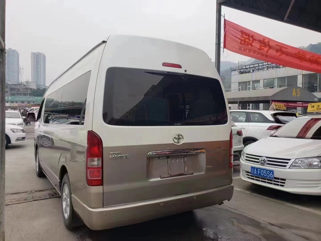 2018年13の座席は高い屋根の前部エンジンのトヨタ・ハイエース バスが付いている小型バスを使用しました