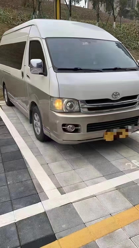 2018年13の座席は高い屋根の前部エンジンのトヨタ・ハイエース バスが付いている小型バスを使用しました