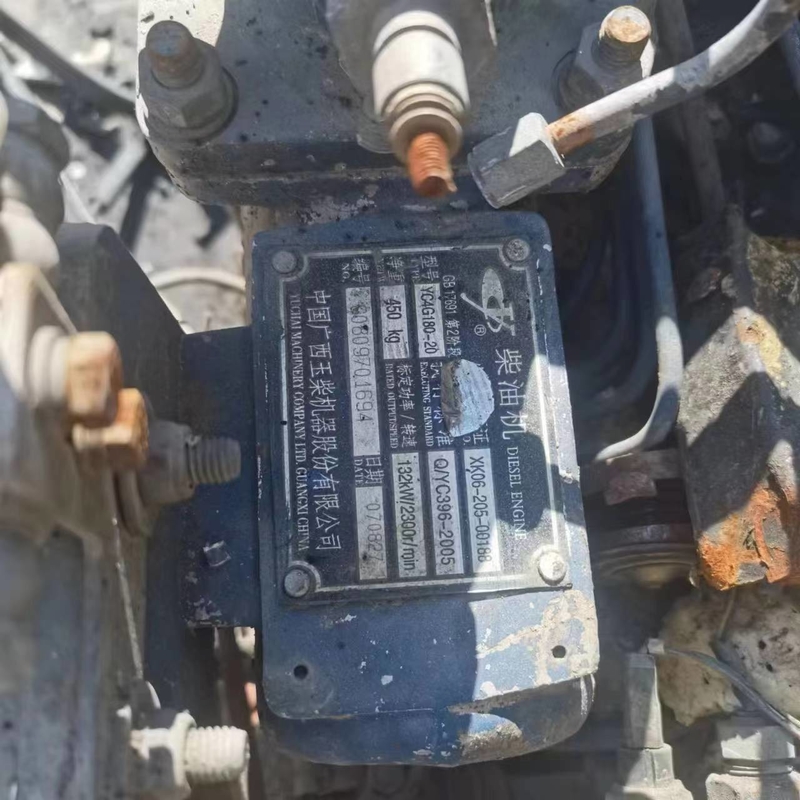 ユーロ 2 は Yutong バス Howo のダンプ トラックのための Yuchai のディーゼル機関 YC4G180-20 With180Hp を使用しました