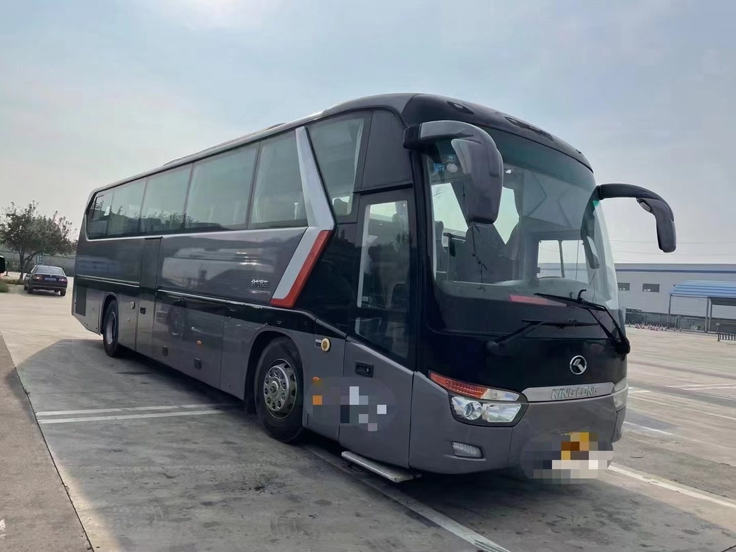 Kinglong Cummins バスはアフリカのための XMQ6129 Vip の贅沢なディーゼル長距離 53seater コーチを分けます
