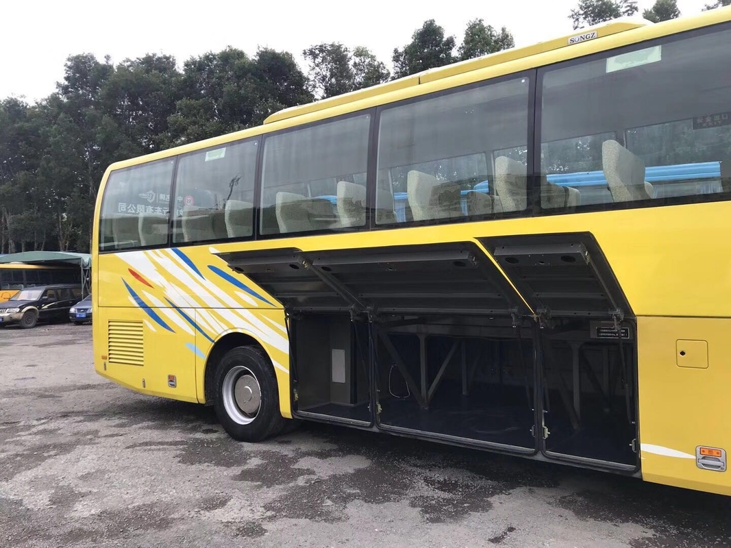 秒針は移動するYutong Rhd Lhdの乗客バス ディーゼル機関都市を170のKw使用した