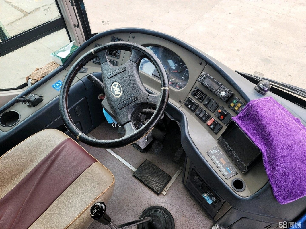 秒針はYutongの乗客の通勤者バスRhd Lhd都市交通機関を39の座席使用した