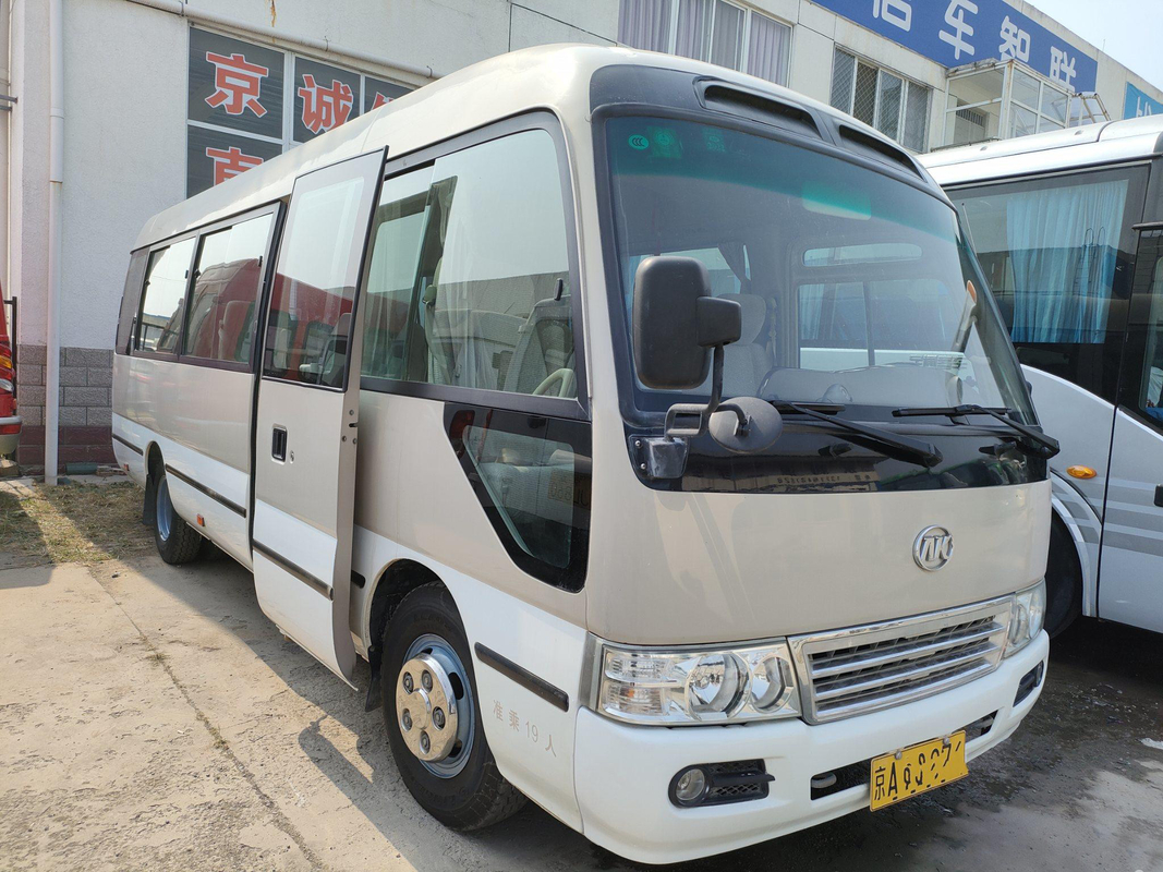 ユーロ3 Rhd Lhdは客車バス都市移動の秒針19の座席を使用した