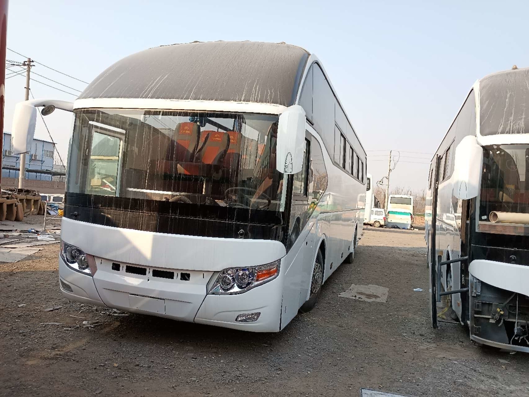 使用されたバスおよびコーチのYutong Zk6127 55seats LHD/RHDのリーフ・スプリング懸濁液2のドア